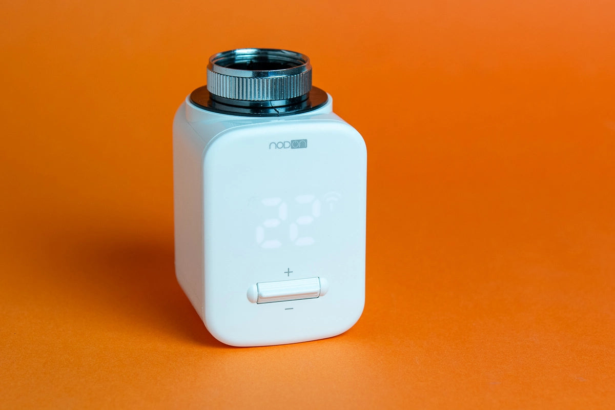 Cabezal de válvula termostática Zigbee